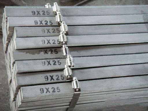 专业供应304不锈钢小方棒-304不锈钢小扁钢